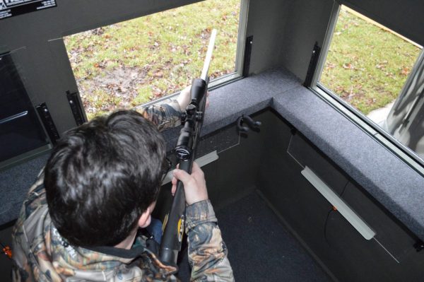 Shadow Hunter Blinds: Marksman Series MM66U: 6x6 Universal (Square w/7 Horizontal Windows) - Image 3